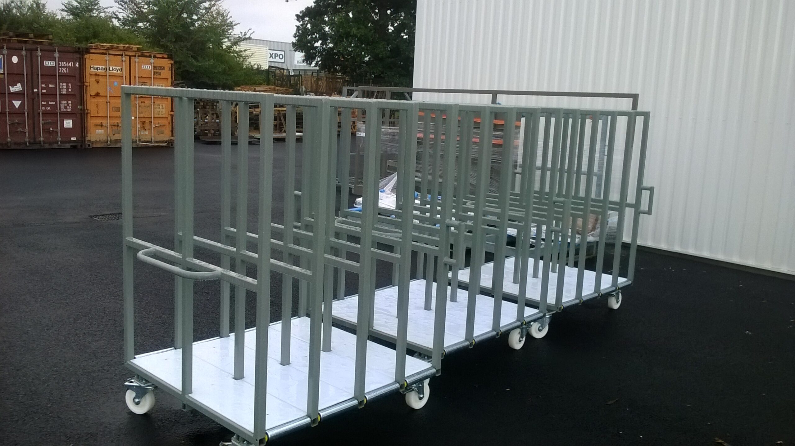 chariots industriels